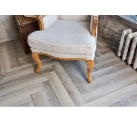 Виниловый ламинат Vinilam Herringbone Паркет Эрмитаж IS11122