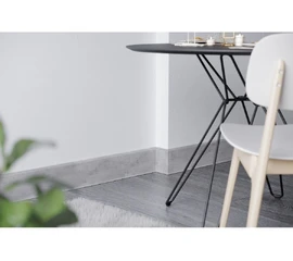 Плинтус напольный ПВХ Cezar HI-LINE PRESTIGE Готический 256
