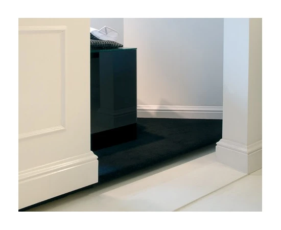 Плинтус Orac Decor SX118 2000х138х18 мм - фото 219711
